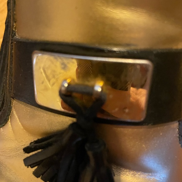 Meet your Posher, Austin - Picture 2 of 3